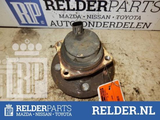 Radnabe hinten Toyota Corolla Liftback E12 Bild Radnabe hinten Toyota Corolla Liftback E12