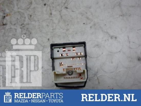 Schalter für Außenspiegel Toyota Corolla Liftback E12 Bild Schalter für Außenspiegel Toyota Corolla Liftback E12