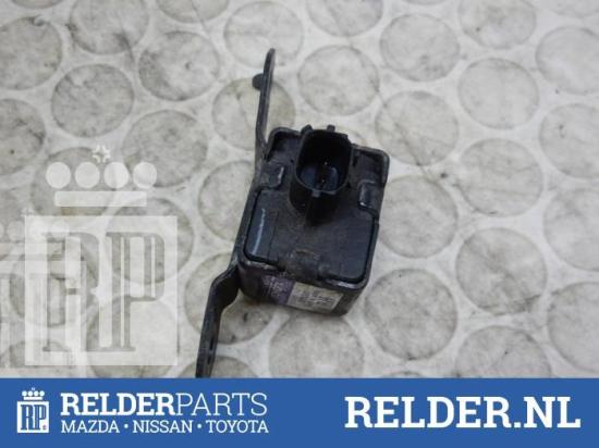 Sensor für Airbag Toyota Corolla Liftback E12 8917313030 Bild Sensor für Airbag Toyota Corolla Liftback E12 8917313030