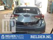 Tank Toyota Auris E18