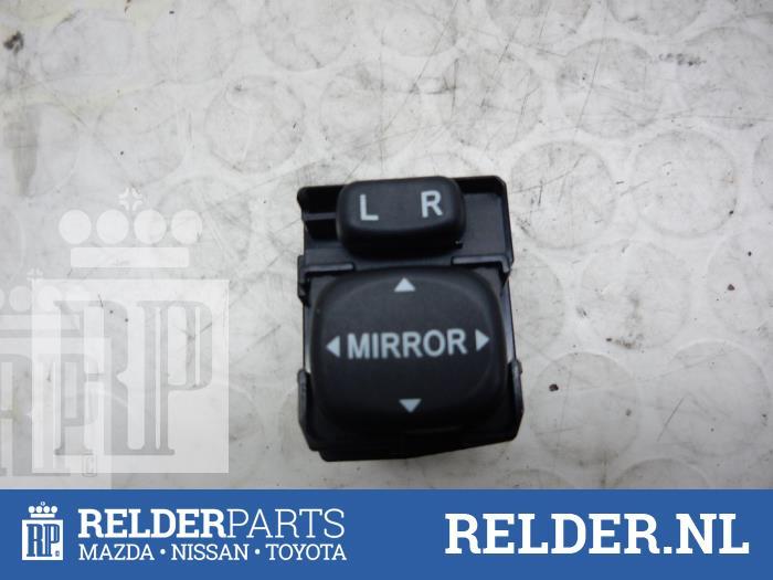 Schalter für Außenspiegel Toyota Corolla Liftback E12 Bild Schalter für Außenspiegel Toyota Corolla Liftback E12