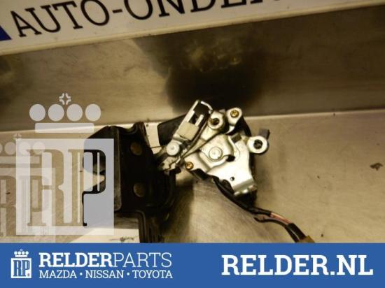 Klappenschlosszug Toyota Corolla Liftback E12 Bild Klappenschlosszug Toyota Corolla Liftback E12