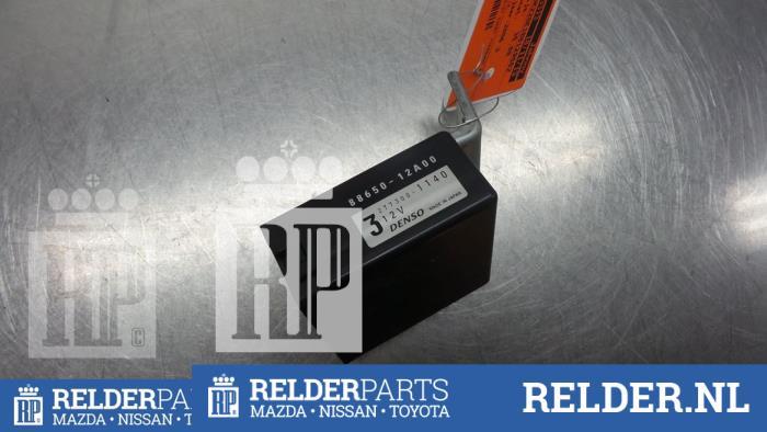 Steuergerät Toyota Corolla Liftback E12 8865012A00 Bild Steuergerät Toyota Corolla Liftback E12 8865012A00