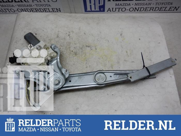 Fensterheber rechts vorne Toyota Corolla Liftback E12 6981002130