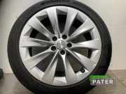 Reifen auf Stahlfelge Tesla Model X 5YJX 1027244