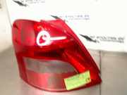 Rücklicht Links 11b18201 Toyota Yaris II (P9) Schrägheck 1.3 16V VVT-i (2SZFE) 2006-05