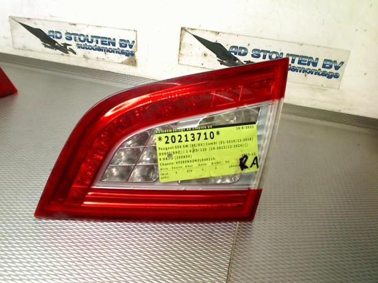 Rücklicht Rechts binnen 96866780680 Peugeot 508 SW (8E/8U) Kombi 1.6 BlueHDI 120 (DV6FC(BHZ)) 2015-12 Bild Rücklicht Rechts binnen 96866780680 Peugeot 508 SW (8E/8U) Kombi 1.6 BlueHDI 120 (DV6FC(BHZ)) 2015-12
