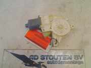 Fensterhebermotor Links Hinten 0130822505 Mercedes-Benz C (W204) Limousine 3.0 C-320 CDI V6 24V (OM642.960) 2008-07