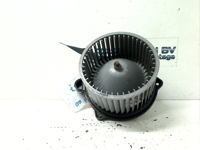 Heizgebläse Motor F00S330024 Hyundai i20 Schrägheck 1.2i 16V (G4LA) 2012-03 Bild Heizgebläse Motor F00S330024 Hyundai i20 Schrägheck 1.2i 16V (G4LA) 2012-03