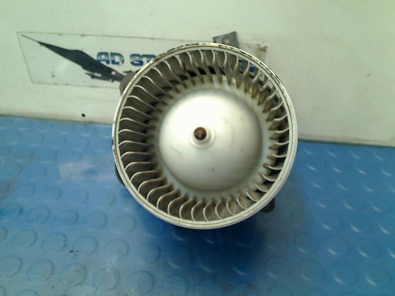 Heizgebläse Motor 5T743 Fiat Fiorino (225) Van 1.3 JTD 16V Multijet (199.A.9000(Euro 5)) 2016-02 Bild Heizgebläse Motor 5T743 Fiat Fiorino (225) Van 1.3 JTD 16V Multijet (199.A.9000(Euro 5)) 2016-02