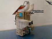 Sicherungskasten 8273047290 Toyota Prius (NHW20) Liftback 1.5 16V (1NZ-FXE) 2005-07