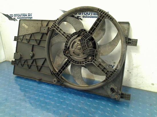 Kühlerventilator 51780660 Citroën Nemo (AA) Van 1.4 HDi 70 (DV4TED(8HS)) 2009-07 Bild Kühlerventilator 51780660 Citroën Nemo (AA) Van 1.4 HDi 70 (DV4TED(8HS)) 2009-07