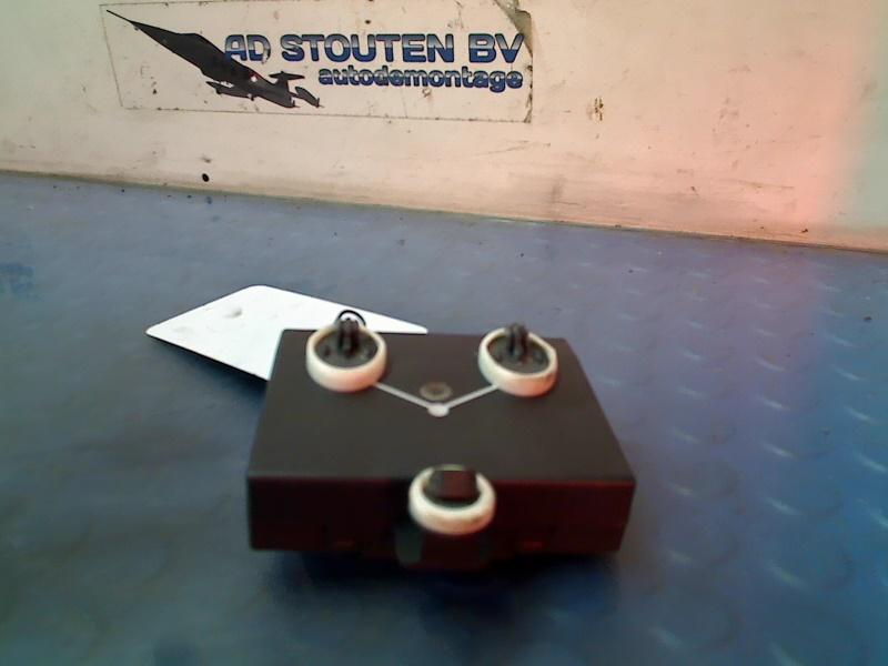 Steuergerät Zentralverriegelung RECHTS 8X0959792D Audi A1 (8X1/8XK) Schrägheck 3-drs 1.2 TFSI (CBZA) 2011-03 Bild Steuergerät Zentralverriegelung RECHTS 8X0959792D Audi A1 (8X1/8XK) Schrägheck 3-drs 1.2 TFSI (CBZA) 2011-03