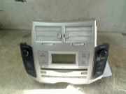 Radio Bedienungselemente 8611200D210 Toyota Yaris II (P9) Schrägheck 1.3 16V VVT-i (2SZFE) 2006-06
