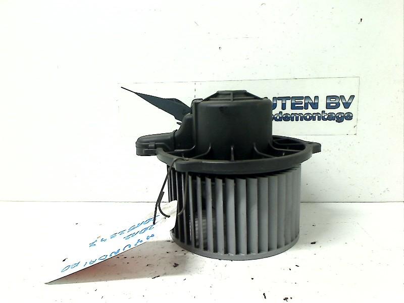 Heizgebläse Motor F00S330024 Hyundai i20 Schrägheck 1.2i 16V (G4LA) 2012-03 Bild Heizgebläse Motor F00S330024 Hyundai i20 Schrägheck 1.2i 16V (G4LA) 2012-03