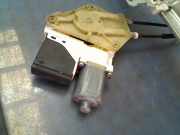 Fensterheber Elektr. Rechts Hinten 827300003R Renault Megane III Grandtour (KZ) Kombi 5-drs 1.5 dCi 90 (K9K-834(K9K-H8)) 2010-10