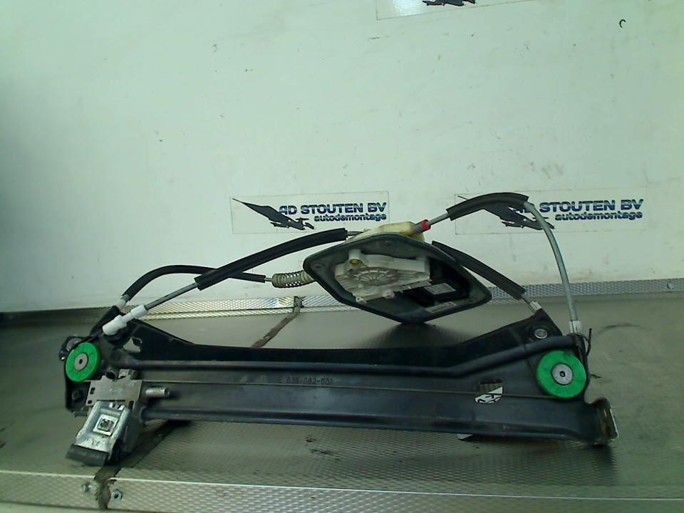 Fensterheber Elektr. Links Vorne 1K0959793R Volkswagen Scirocco (137/13AD) Schrägheck 3-drs 1.4 TSI 160 16V (CAVD) 2009-03 CAVD