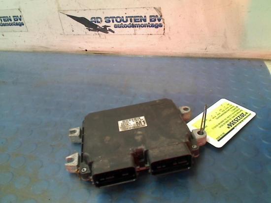 Motorsteuergerät 3392051K1 Opel Agila (B) Großraumlimousine 1.2 16V (K12B(Euro 4) 2009-05 Bild Motorsteuergerät 3392051K1 Opel Agila (B) Großraumlimousine 1.2 16V (K12B(Euro 4) 2009-05