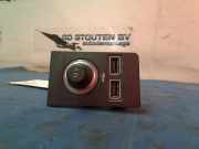 Aux/usb-Anschluss Skoda Karoq SUV 1.5 TSI 16V (DPCA) 2019-09