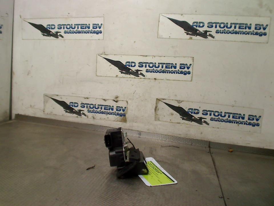 Heckschloss 812301h000 Kia Venga Großraumlimousine 1.4 CVVT 16V (G4FA) 2011-11