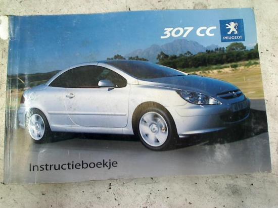 Bedienungsanleitung Peugeot 307 CC (3B) Cabrio 2.0 16V (EW10J4(RFN)) 2004-05 Bild Bedienungsanleitung Peugeot 307 CC (3B) Cabrio 2.0 16V (EW10J4(RFN)) 2004-05
