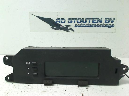 Anzeige 941011J605 Hyundai i20 Schr?gheck 1.2i 16V (G4LA) 2012-03 Bild Anzeige 941011J605 Hyundai i20 Schr?gheck 1.2i 16V (G4LA) 2012-03