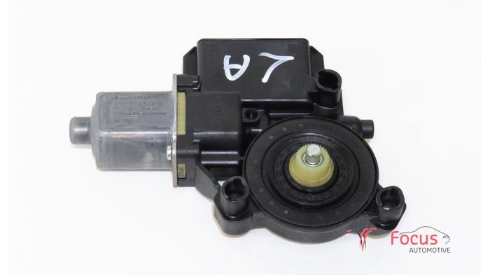Motor Fensterheber VW Polo V 6R, 6C 0130822532 Bild Motor Fensterheber VW Polo V 6R, 6C 0130822532