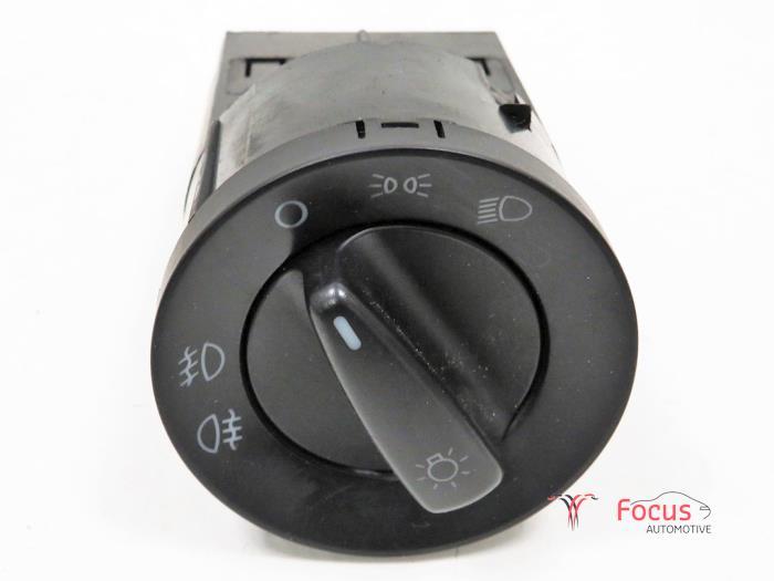 Schalter für Licht Skoda Fabia II Kombi 545 1U0941531D Bild Schalter für Licht Skoda Fabia II Kombi 545 1U0941531D