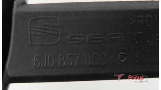 Instrumentenkombination Seat Ibiza IV SportCoupe 6J 6J0920807K Bild Instrumentenkombination Seat Ibiza IV SportCoupe 6J 6J0920807K