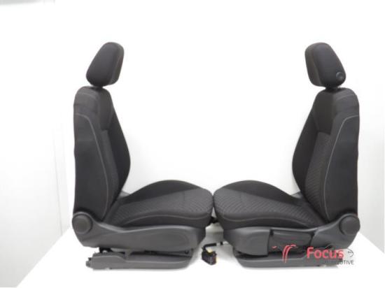 Innenausstattung Opel Astra K B16 39017463 Bild Innenausstattung Opel Astra K B16 39017463