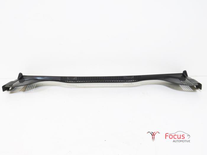 Grill Windlauf Seat Ibiza IV ST 6J 6J1853185 Bild Grill Windlauf Seat Ibiza IV ST 6J 6J1853185