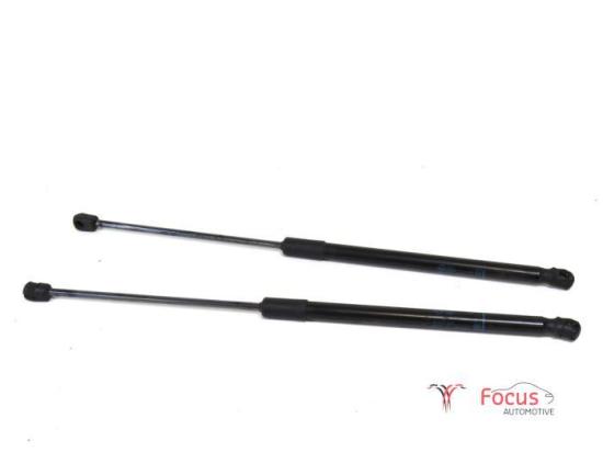 Heckklappendämpfer Opel Astra K B16 39021480 Bild Heckklappendämpfer Opel Astra K B16 39021480