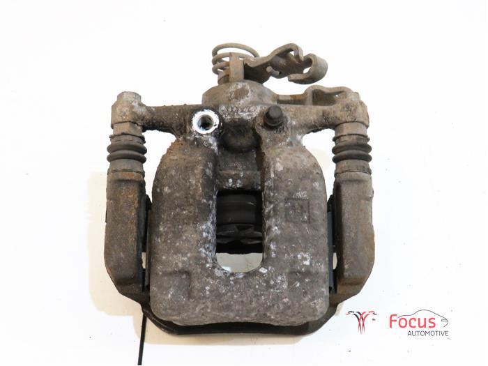 Bremszange rechts hinten Opel Astra K B16 39021738 Bild Bremszange rechts hinten Opel Astra K B16 39021738