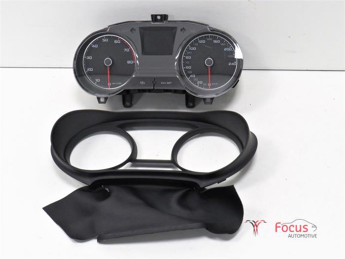 Instrumentenkombination Seat Ibiza IV SportCoupe 6J 6J0920807K Bild Instrumentenkombination Seat Ibiza IV SportCoupe 6J 6J0920807K