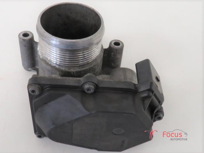 Drosselklappenstutzen Seat Ibiza IV ST 6J 03L128063K Bild Drosselklappenstutzen Seat Ibiza IV ST 6J 03L128063K