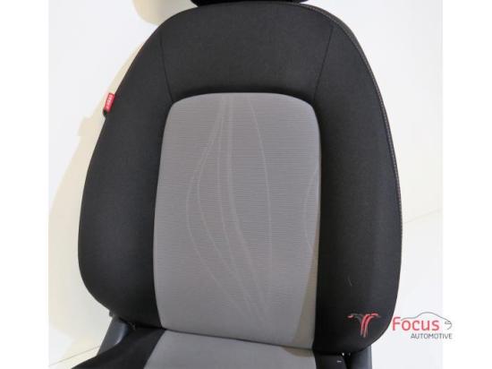 Sitz rechts Seat Ibiza IV SportCoupe 6J Bild Sitz rechts Seat Ibiza IV SportCoupe 6J