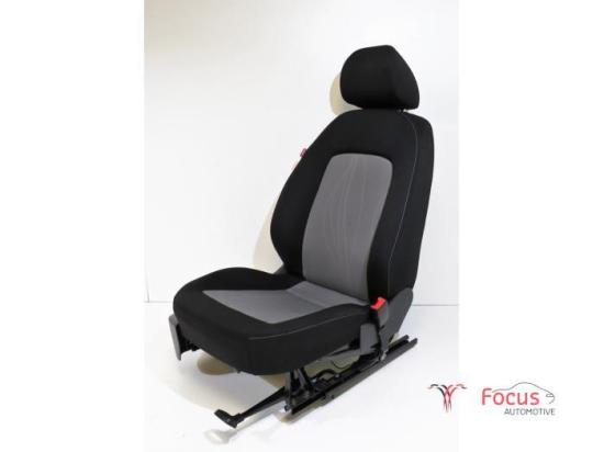 Sitz rechts Seat Ibiza IV SportCoupe 6J Bild Sitz rechts Seat Ibiza IV SportCoupe 6J