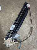 Türfensterheber hinten links BMW 5 Touring (E39) 530 d 8252429