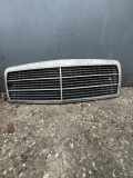Kühlergrill oben Mercedes-Benz E-Klasse (W210) 2108880023