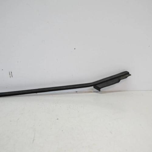 Fensterleiste Tür vorne rechts SEAT IBIZA IV (6J5, 6P1) 1.2 TSI 6J4837478 Bild Fensterleiste Tür vorne rechts SEAT IBIZA IV (6J5, 6P1) 1.2 TSI 6J4837478