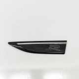 Abzeichen auf der linken Seite des Flügels