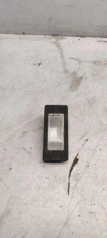 Kennzeichenbeleuchtung VW JETTA III (1K2) 1.6 TDI 5n0943021