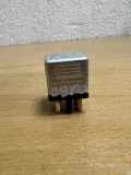 Relais Mercedes-Benz E-Klasse (W124) 4RD00412200