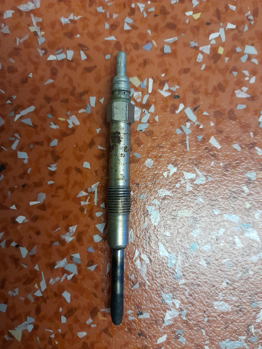 Zündkerze Opel Zafira B (A05) 55200812