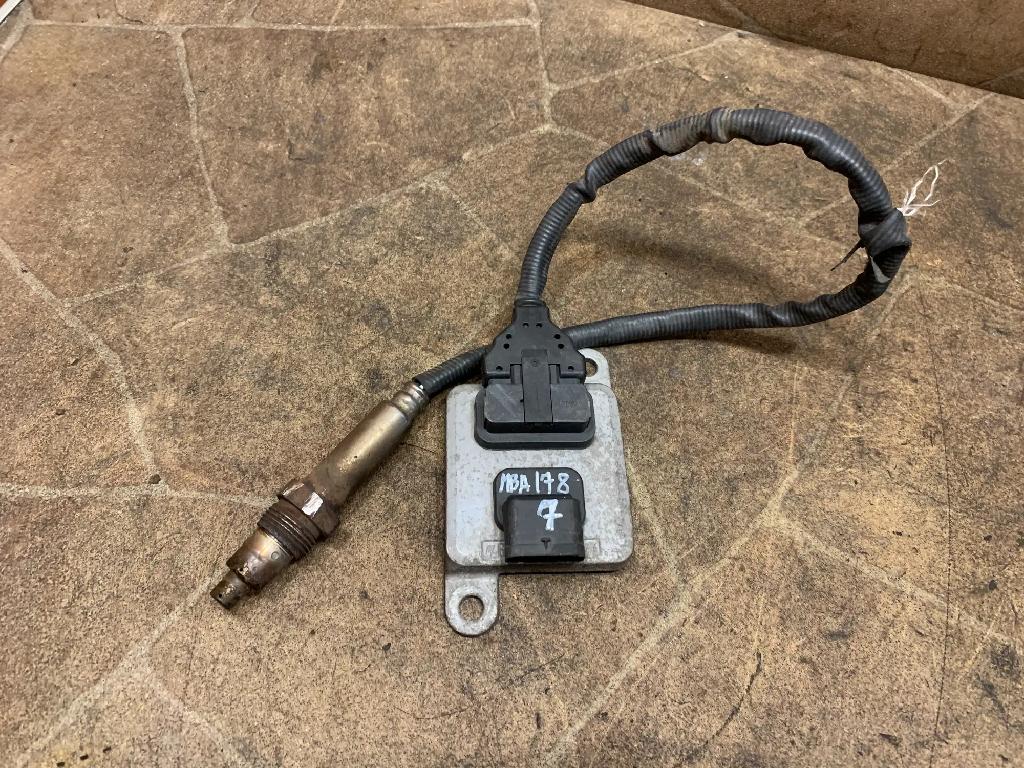 Sauerstoffsensor (Lambdasensor) MERCEDES-BENZ E (W212) E 350 BlueTEC (212.026) A0009053403