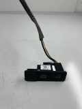 USB JAGUAR F-PACE (X761) 2.0 D AWD L8B219E110CE