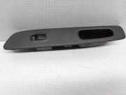 Türverkleidung vorne links MITSUBISHI SPACE WAGON (N9_W, N8_W) 2.4 GDI MR330736