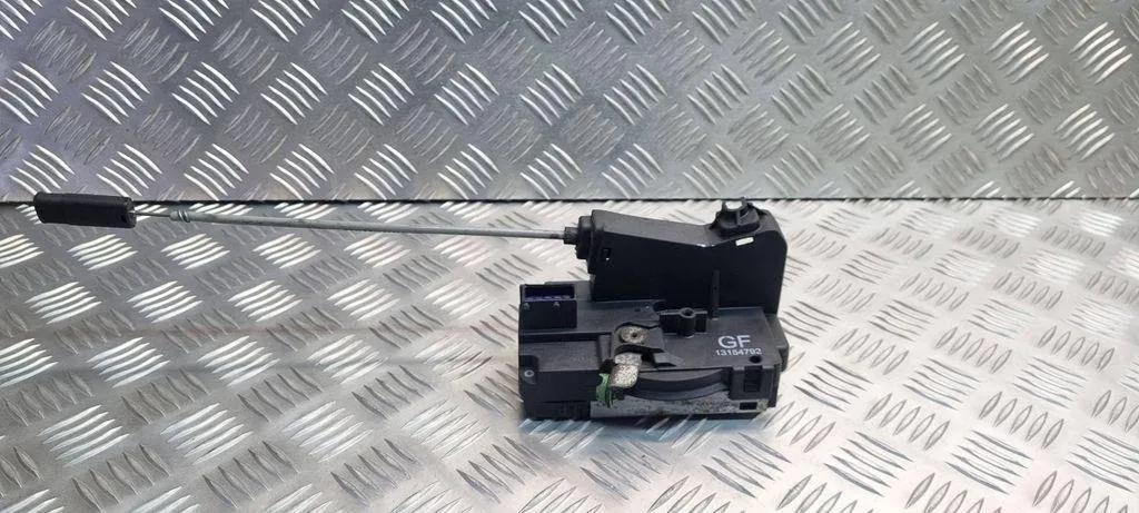 Türschloss vorne rechts OPEL MERIVA B 1.4 13154792