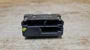 Sitzheizungsrelais VOLVO V70 II (SW) 2.4 D5 30710791