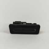 Griff zum Öffnen des Kofferraums PEUGEOT 3008 II SUV 1.2 9827560380